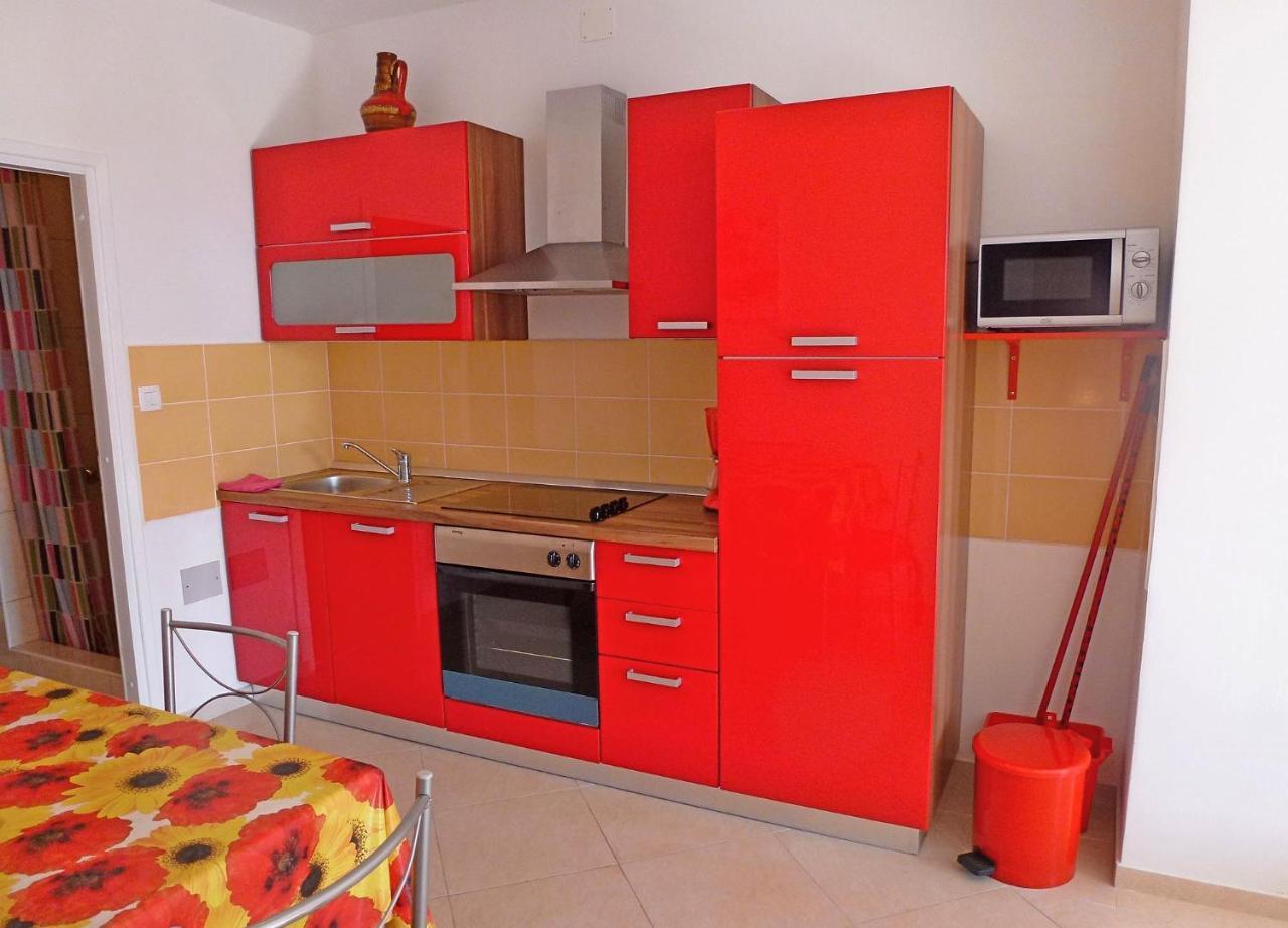 Apartment Blanka By El-Pi Tours Njivice Exterior foto